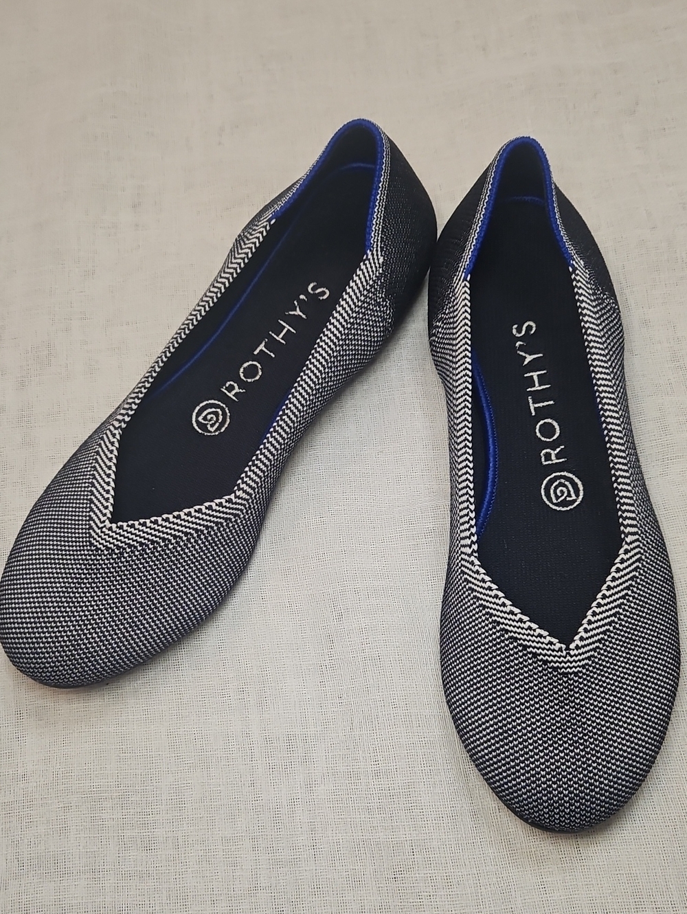 Rothy's Women's Black & White Pointed Knit Flats with Blue Trim
